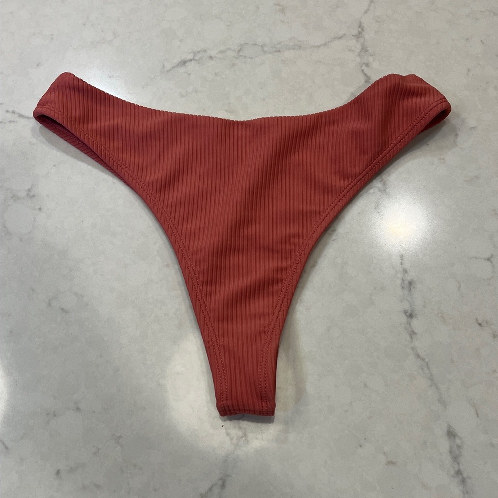 Gymshark Ribbed bikini Set Size XS/S‎ - Picture 4 of 8